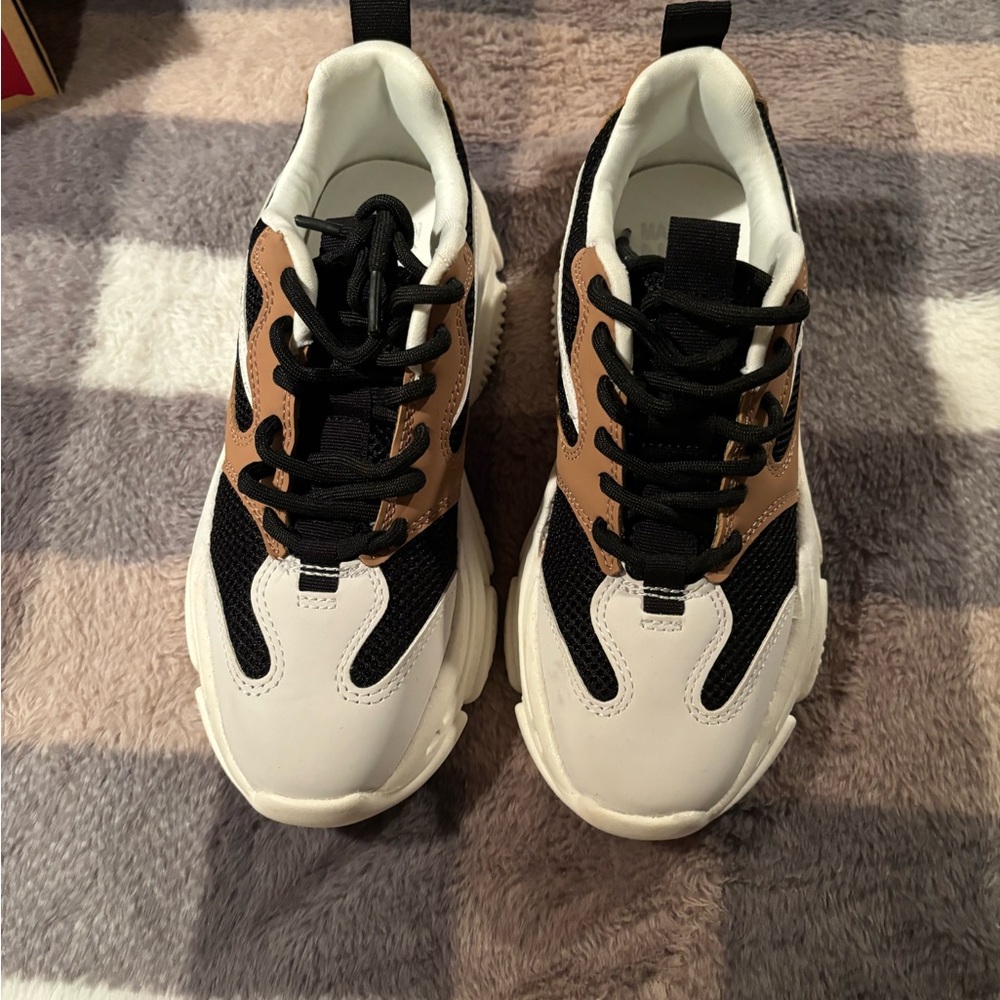 Madden NYC Fashion Sneakers